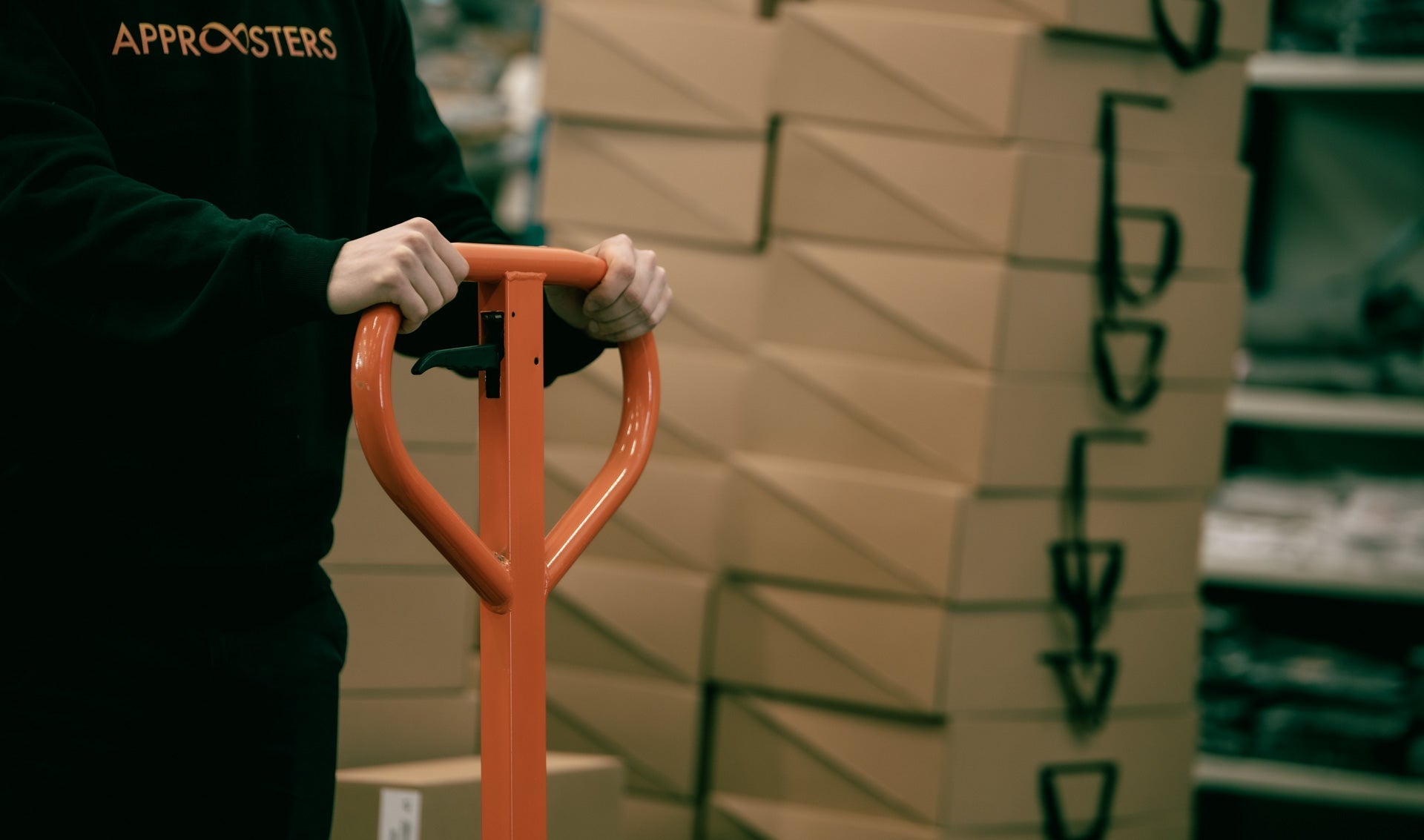 Fulfillment Center vs Warehouse — What's the Difference?