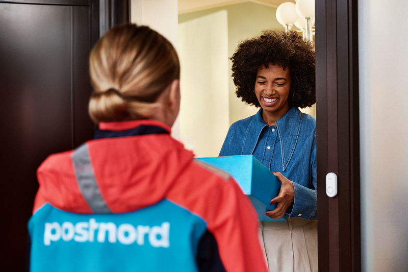 PostNord parcel home delivery